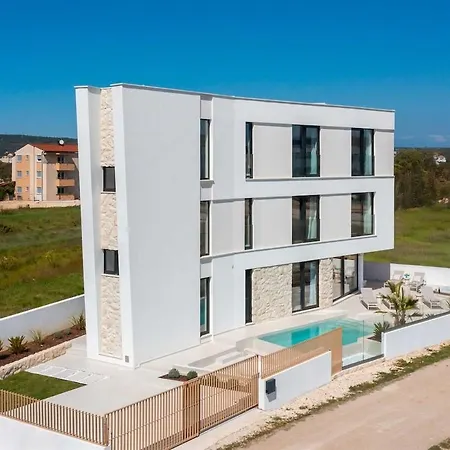 Noles Villa Sukošan
