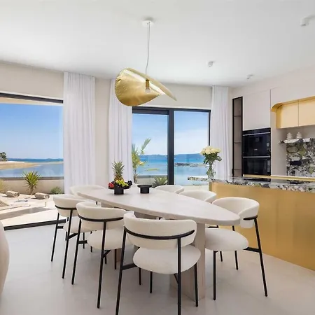 Noles By Feel Croatia *