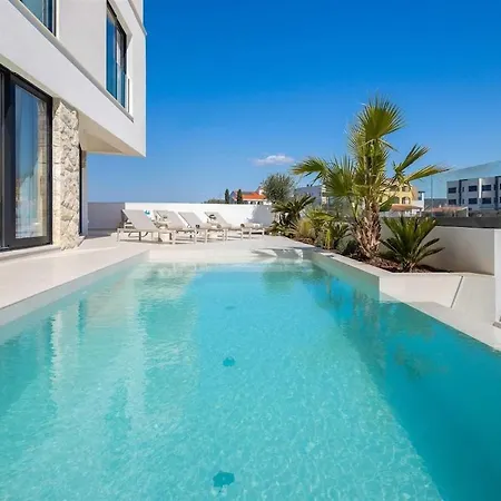 Noles By Feel Croatia * Sukosan