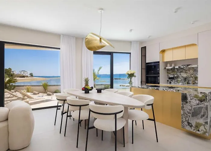 Noles By Feel Croatia *