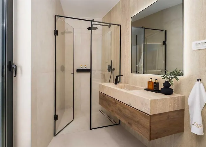 Noles By Feel Croatia