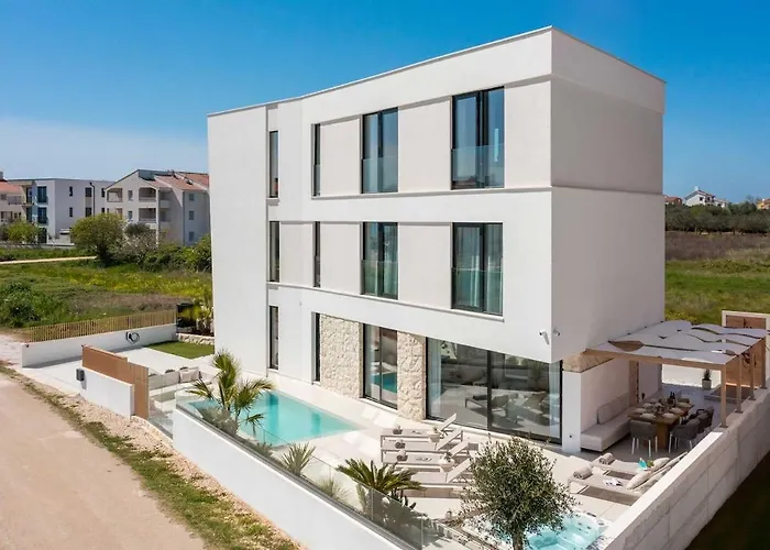 Noles By Feel Croatia *